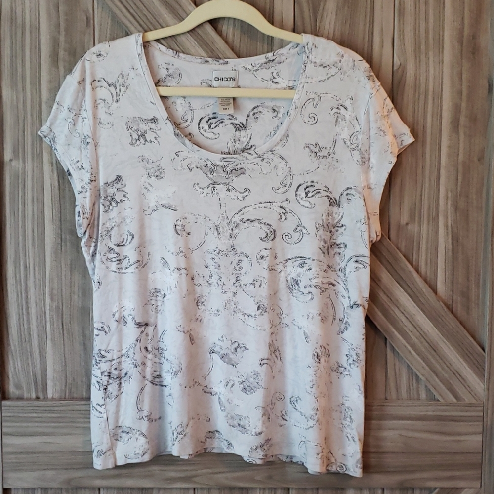 Chico's Short Sleeve T-Shirt White and Gray